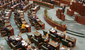 Megszavazta a szenátus az RMDSZ javaslatát, szeptember 27-én lehetnek a helyhatósági választások