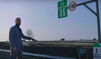 Saját zsebből építette meg az első méter (!) autópályát Moldvában egy fiatal vállalkozó (VIDEÓ)