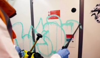 Banksy patkányokat hagyott a londoni metróban