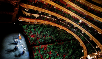 2300 cserepes növény előtt adtak operaházi koncertet Spanyolországban