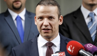 Toroczkai bejelentette: szakad a Jobbik