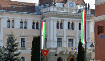 Székelyudvarhely polgármesterét is megbírságolták a március 15-i magyar jelképek miatt 